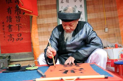 Phân tích bài thơ Ông đồ hay